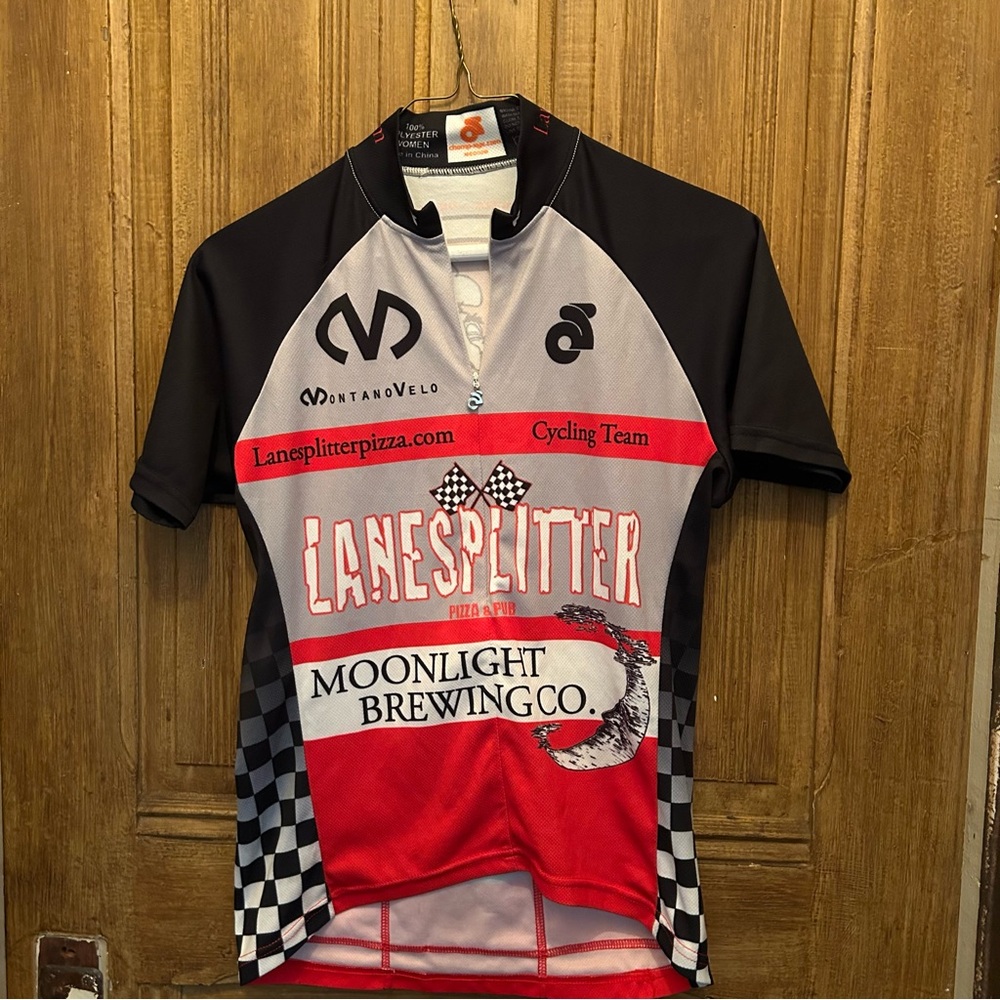 Women’s bicycle racing jersey medium athletic activewear cycling
